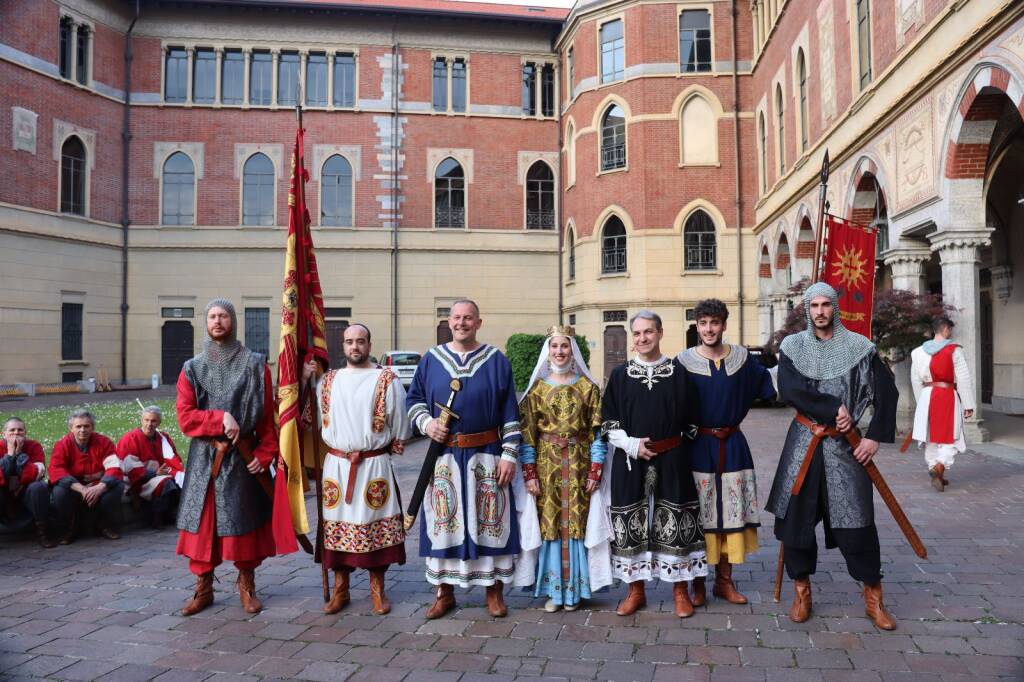 Palio di Legnano 2023, Traslazione della Croce