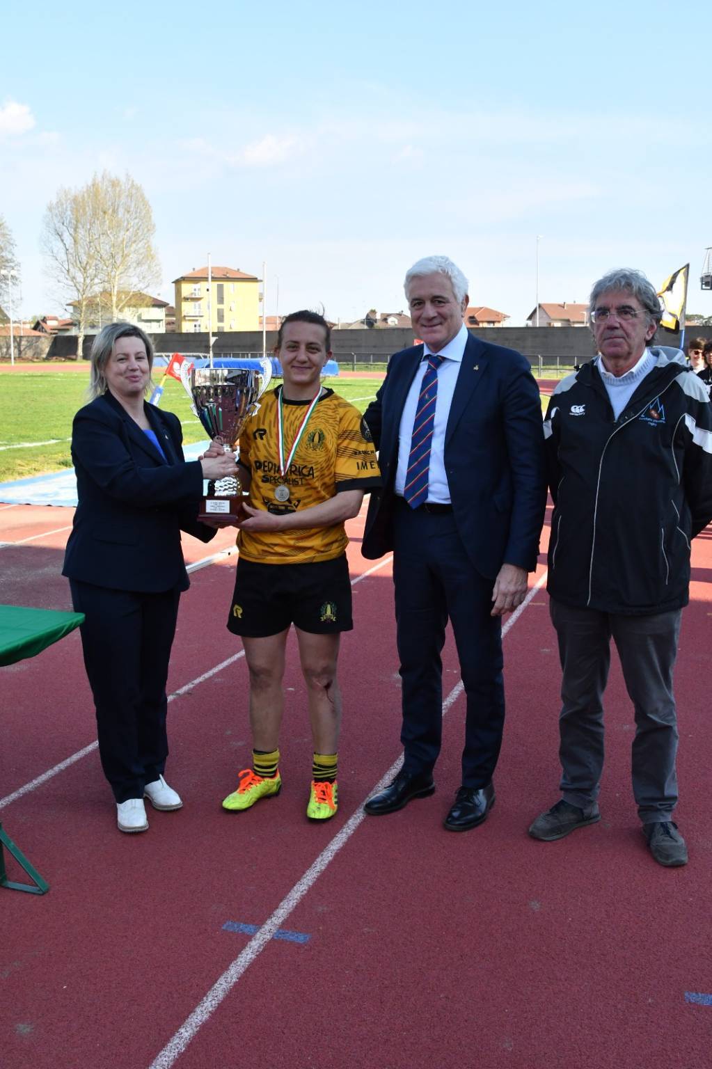 Parabiago capitale del rugby femminile: il campionato di serie A va a Calvisano