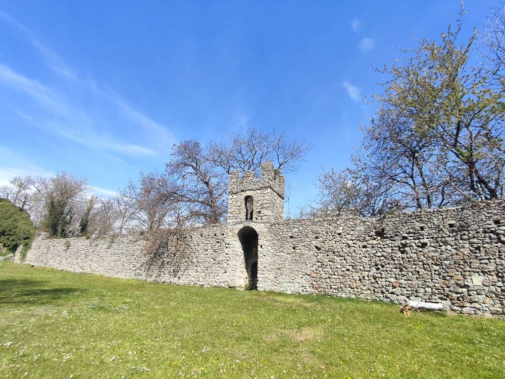 Rocca di Orino