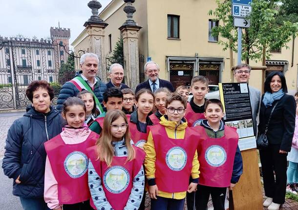 A Cislago gli studenti inaugurano i nuovi pannelli turistici