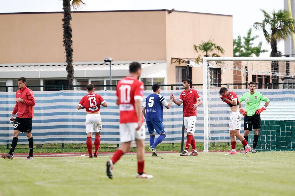 calcio serie d varese folgore caratese
