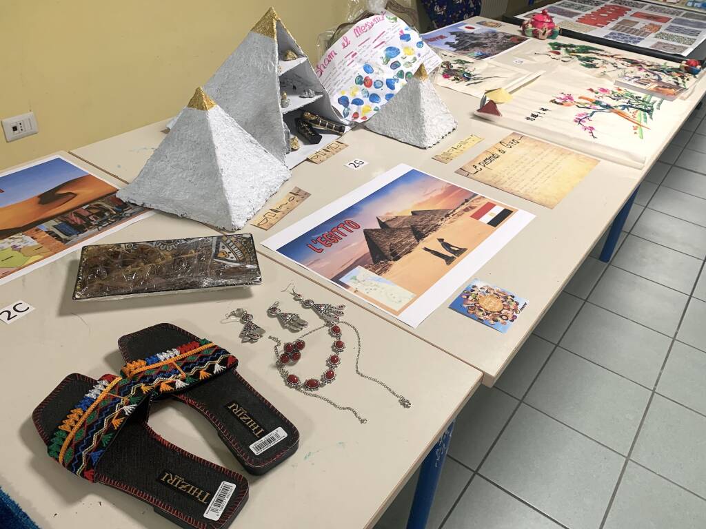 La Festa dei Popoli alle scuole di Malnate