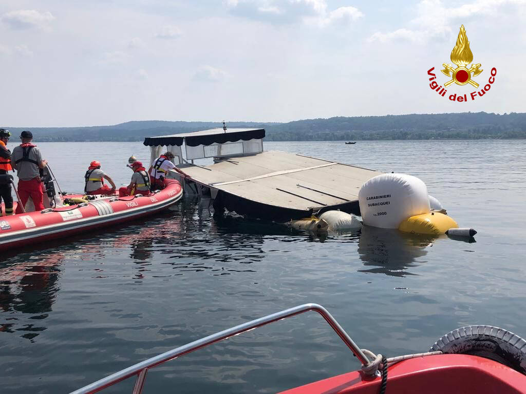 Delitto barca affondata lago maggiore naufragio lisanza 