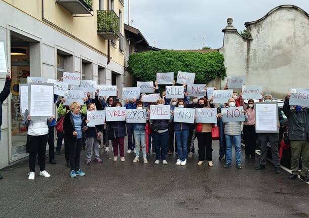 flash mob antidiscarica cerro maggiore