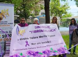 Inaugurata a Legnano una panchina viola per la fibromialgia