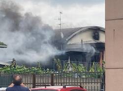 Incendio in un'officina a Ceriano Laghetto