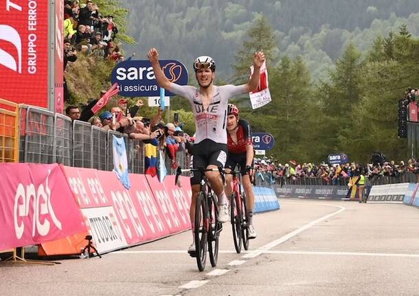 joao almeida ciclismo giro d'italia