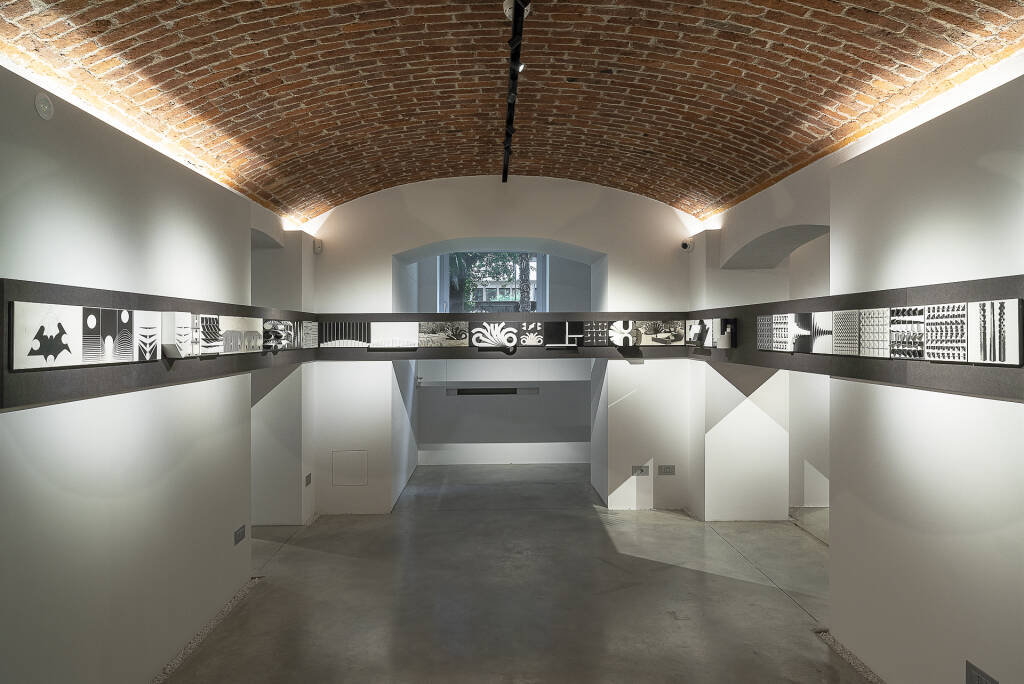 La mostra di Fronzoni e Colombo alla Fondazione Morandini - Le opere 