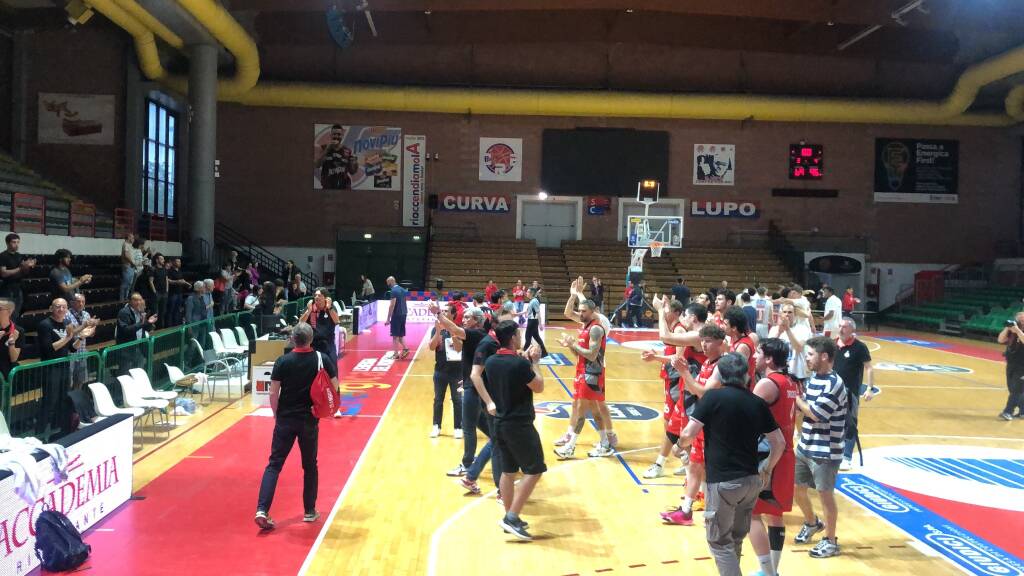 Legnano basket sfida Casale per l’ultima di stagione 