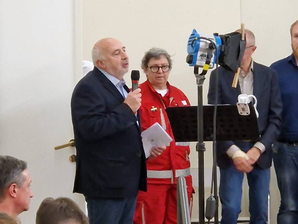 Lo spettacolo a Varese per il giorno della Croce Rossa Italiana è in sala Montanari
