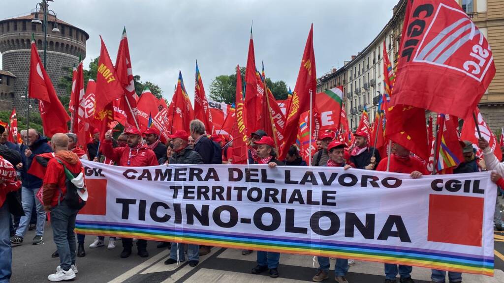 Mobilitazione sotto l'arco della pace, a Milano sindacalisti anche di Legnano