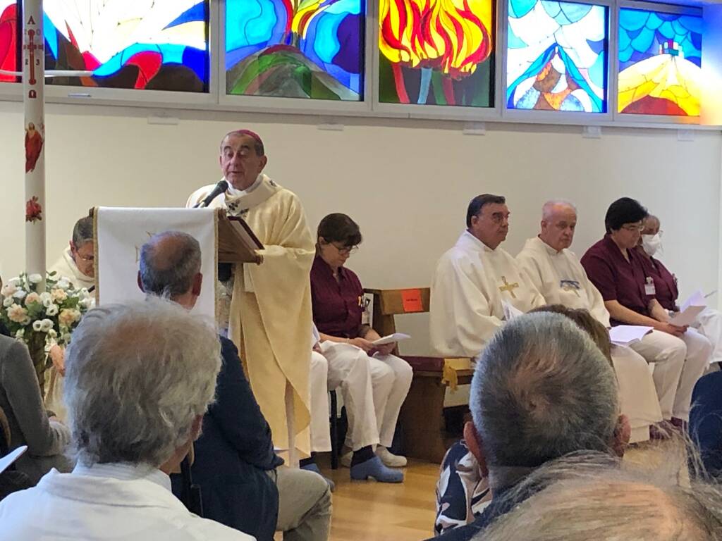 Mons. Delpini dedica la chiesa dell'ospedale di Legnano a San Giovanni Paolo II