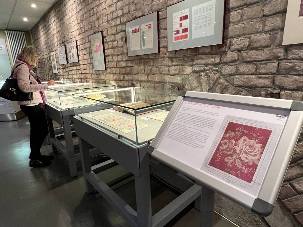 mostra museo del tessile busto arsizio luigi giavini