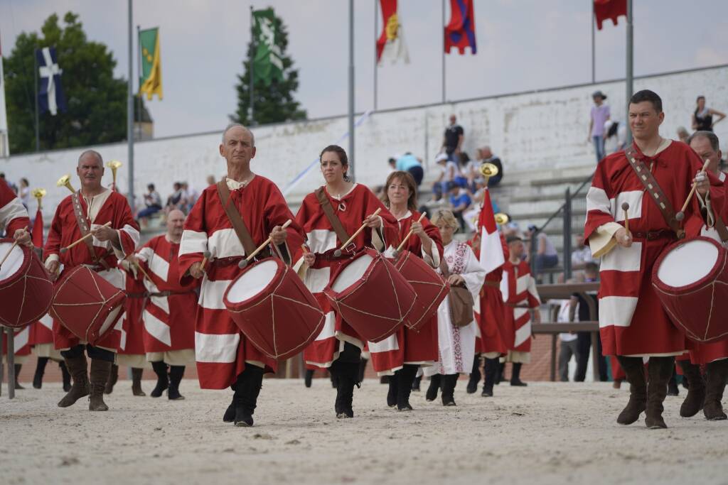 Palio 2023 - Sfilata al campo - Foto di Daniele Zaffaroni