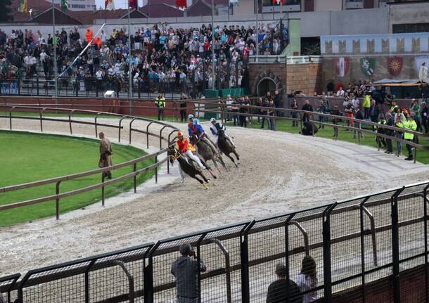 Palio di Legnano - prima batteria 