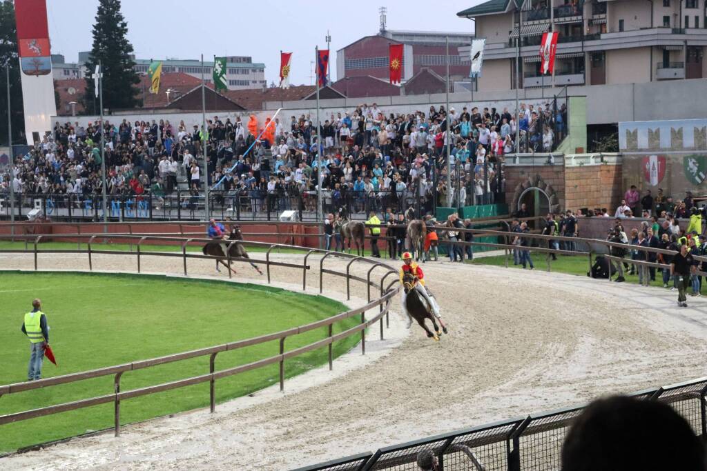 Palio di Legnano - prima batteria 