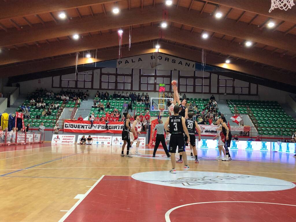 Play In gara1 - Legnano sfida Gallarate 
