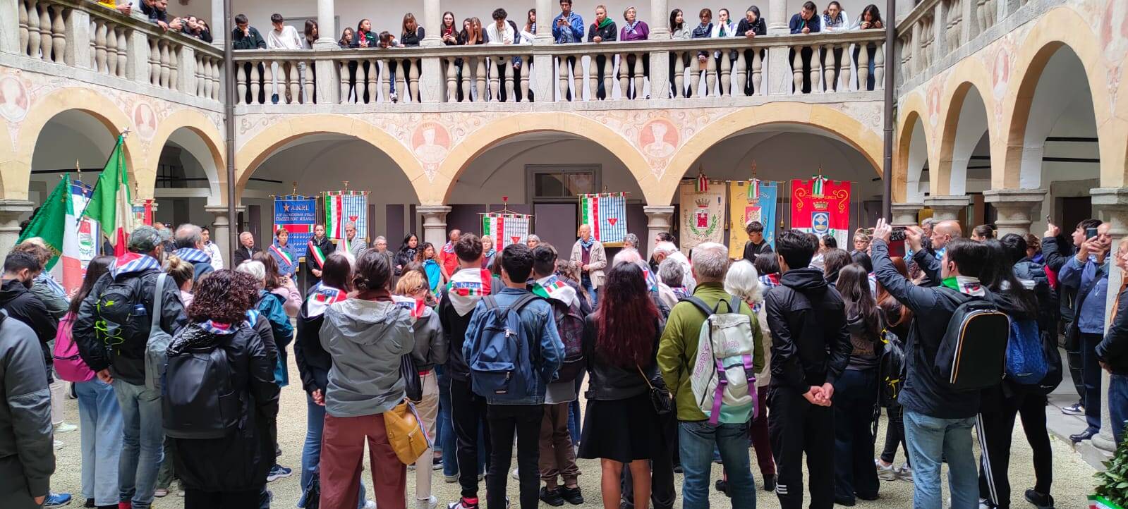 Studenti legnanesi con amministrazione comunale e ANPI in visita a Mauthausen