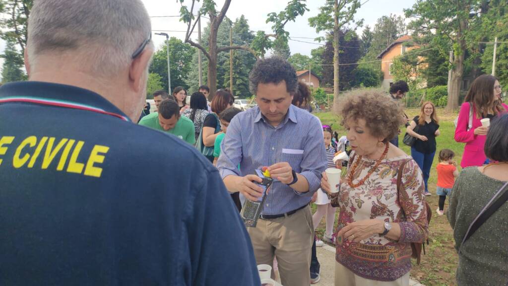 Vedano Olona - L'inaugurazione del parco Quercia rossa