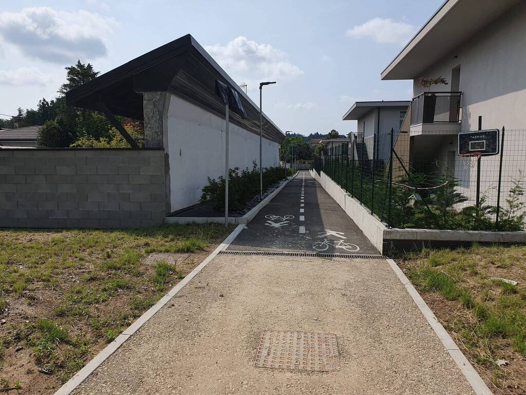 Vedano Olona - L'inaugurazione del parco Quercia rossa