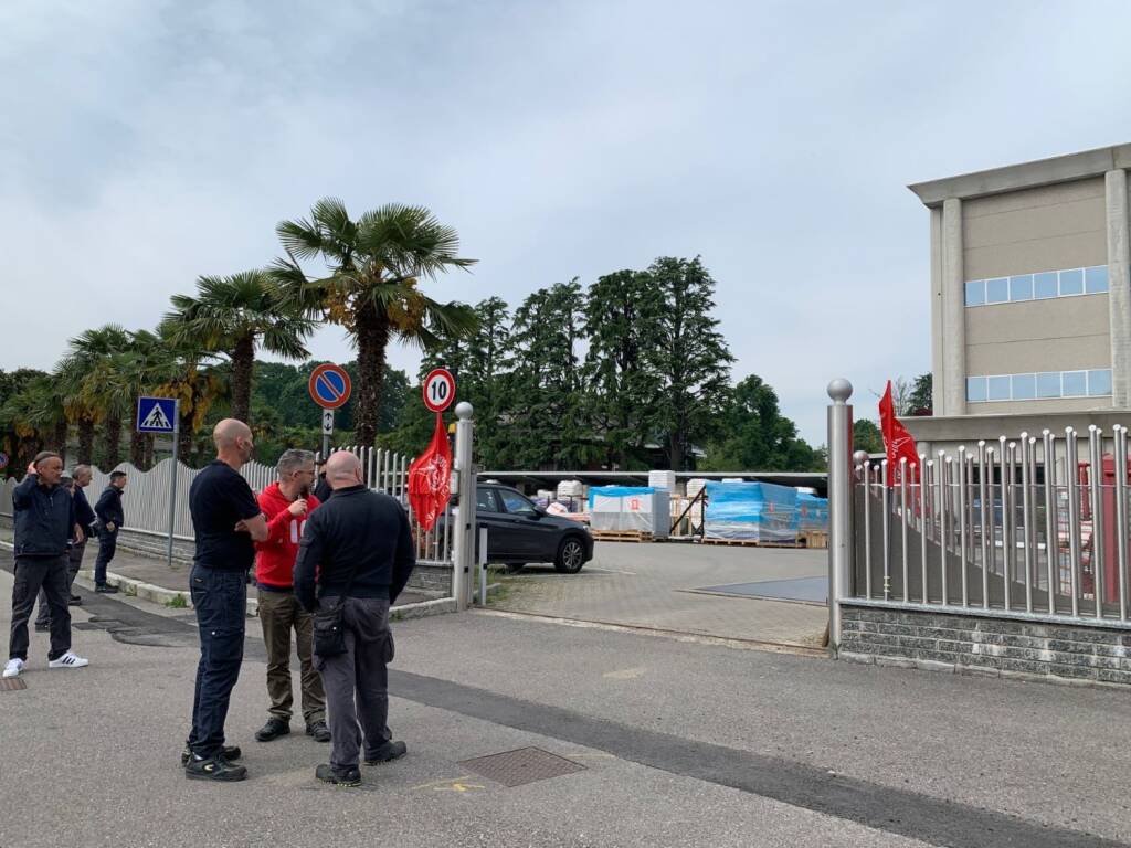 Venegono Inferiore - Sciopero alla Macchi