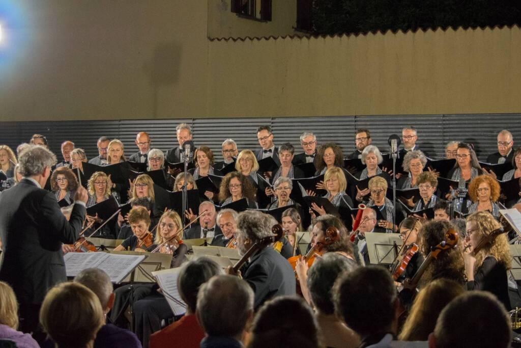 A Legnano un trionfo di solidarietà per "Verdi, un mito italiano" a Palazzo Malinverni 