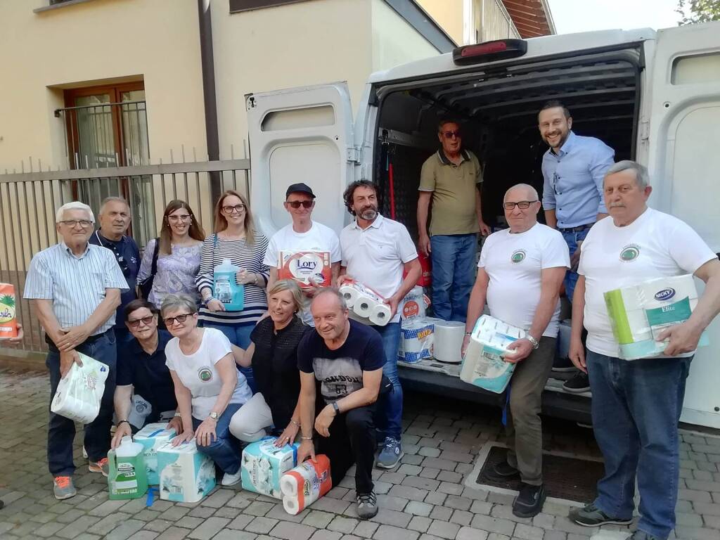 Aiuti da Lonate all'Emilia aluvionata