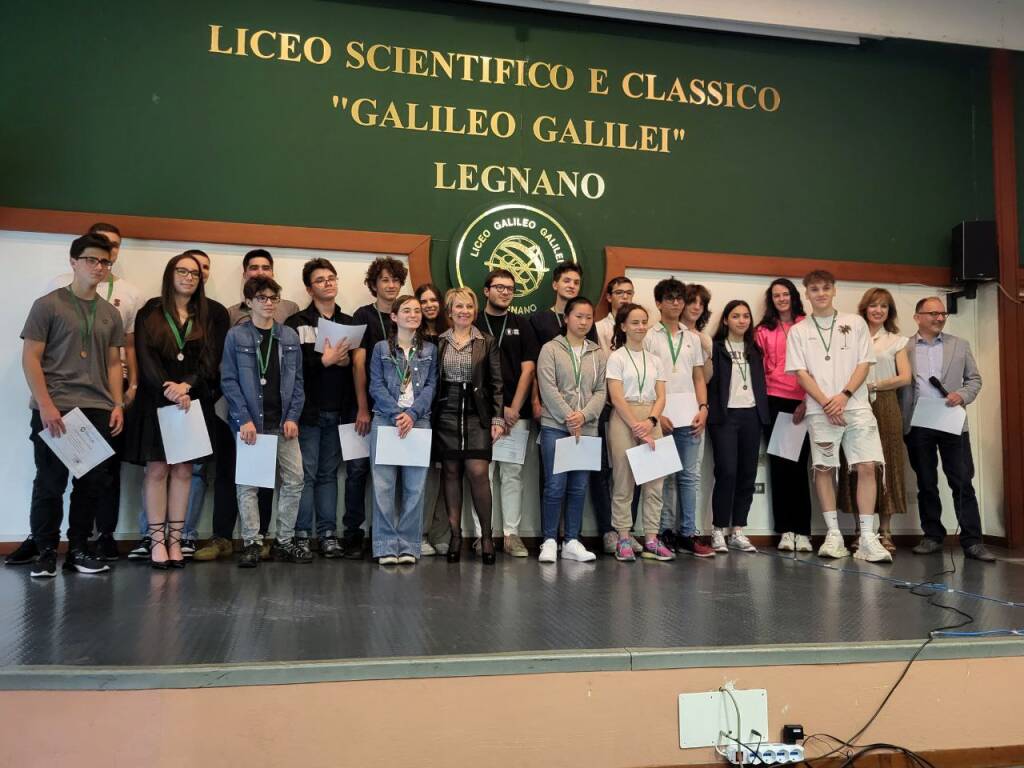 Borse di studio in memoria di Bianca, Pietro e Fiorella e premiazioni degli studenti al Liceo Galilei di Legnano
