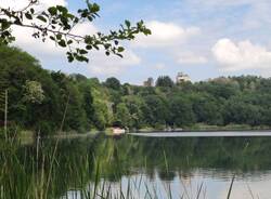 cantiere passerella lago di comabbio