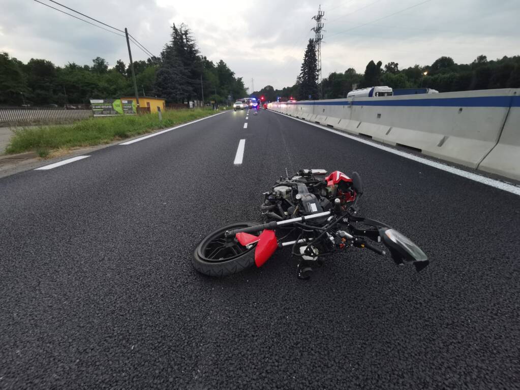 Incidente a Comabbio, grave 15enne