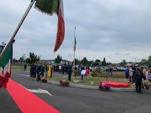 A Cocquio Trevisago inaugurato \"Piazzale Fiamme Gialle\"