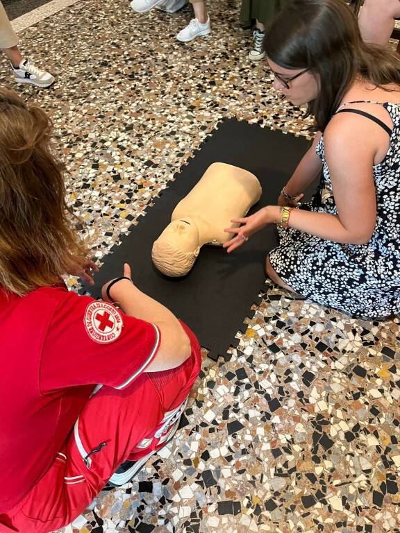 Formazione al primo soccorso, la famiglia Andreotti ricorda Francesco formando 40 persone