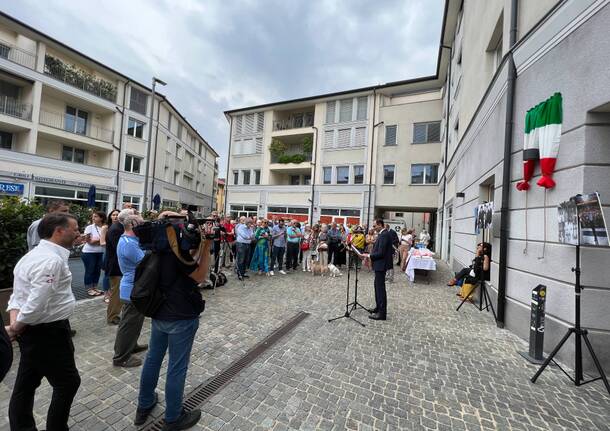 intitolazione piazza lucio flauto busto arsizio