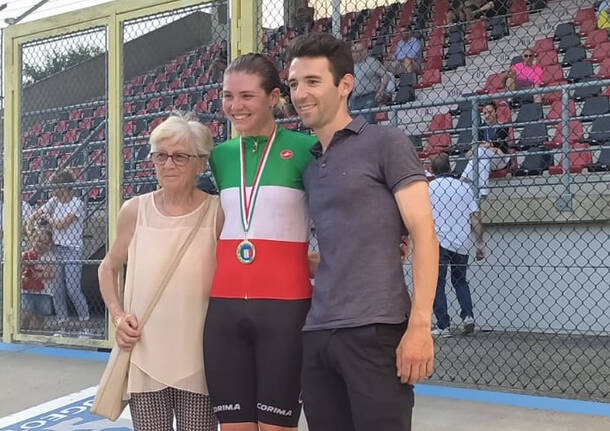 martina alzini campionessa italiana agli assoluti su pista 2023