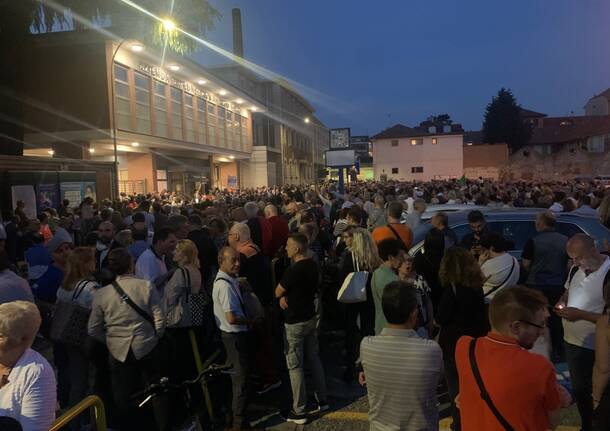 Oltre 2000 persone alla manifestazione per l’ospedale di Gallarate