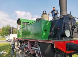 Rimessa a nuovo la storica locomotiva della “Rotatoria delle Ferrovie”