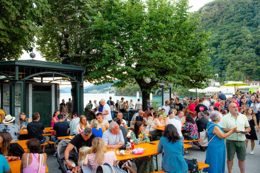 Rolling truck Street Food Festival