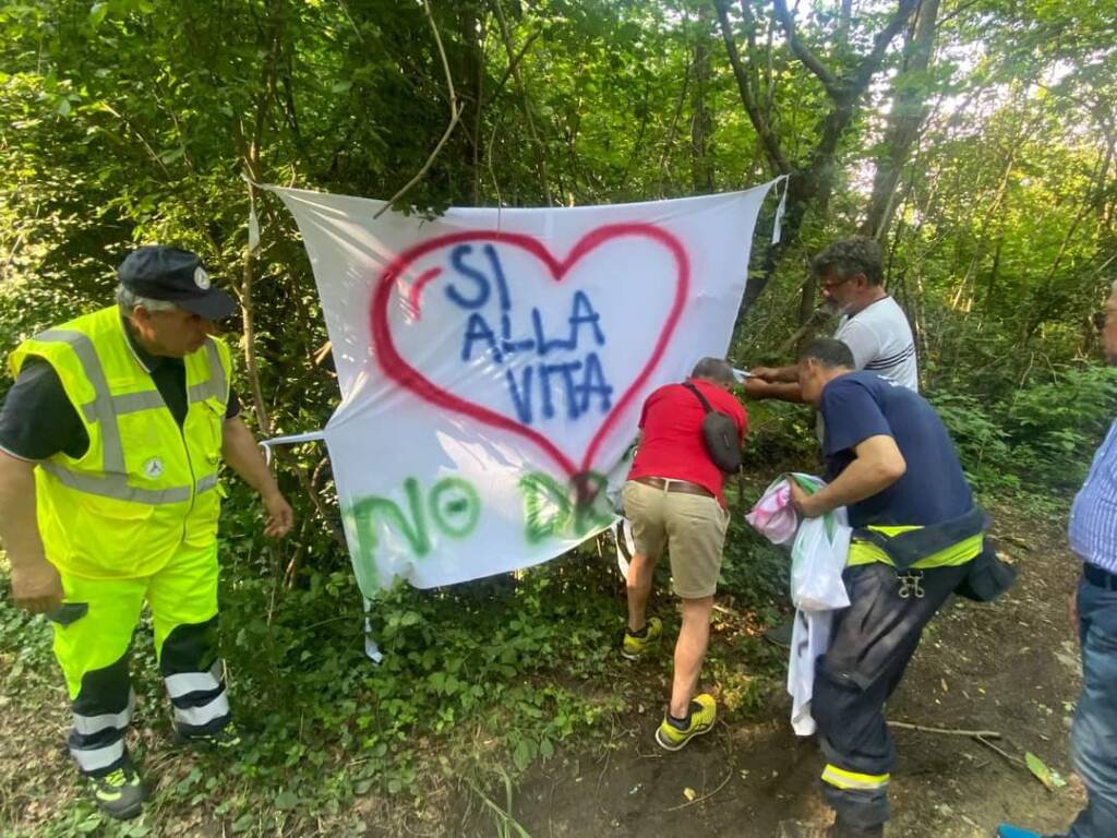 Successo per la passeggiata ecologica “Riprendiamoci i nostri boschi”