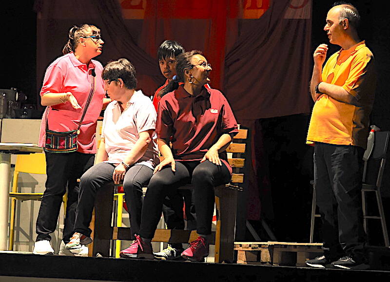Un caffè al limone al teatro del Popolo di Gallarate