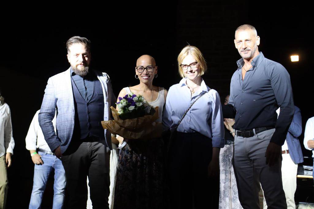 "Una notte al Castello", consegna omaggi alle castellane
