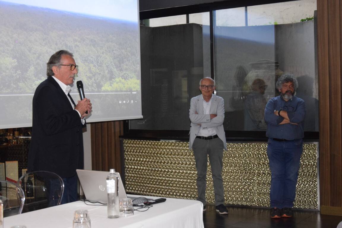 VA in giro, il docu-film della VareseWeb presentato a Legnano - immagini di Antonio Emanuele