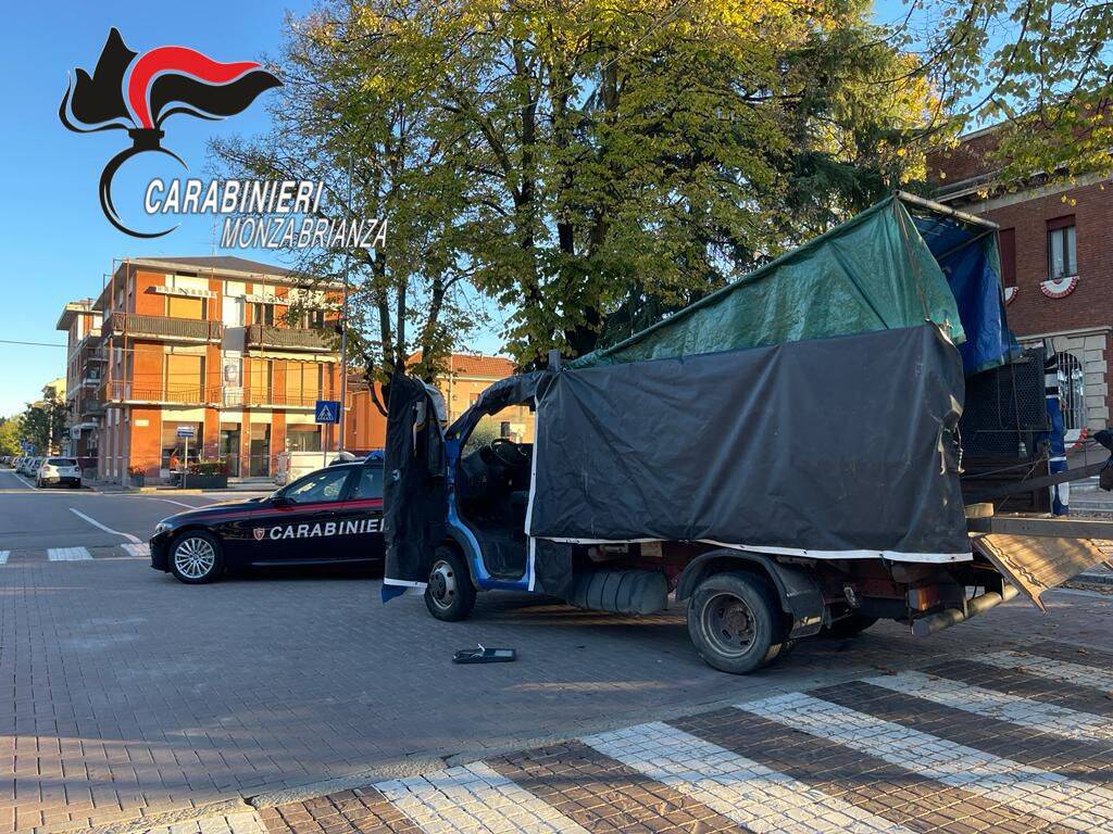 12 colpi tra Brianza, Milano, Lecco e Varese: in manette la banda dei bancomat
