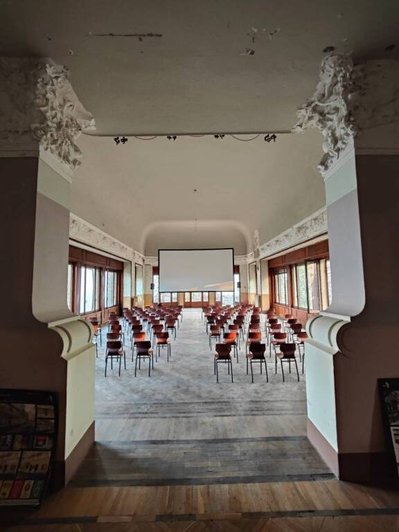 Al Grand Hotel Campo dei Fiori di Varese la proiezione del film "Suspiria" 