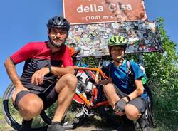 Alessandro e Lorenzo, padre figlio in bici per 1000 chilometri sulla via Francigena