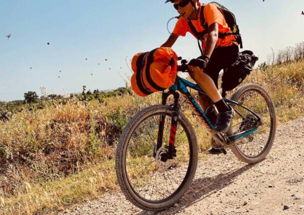 Alessandro e Lorenzo, padre figlio in bici per 1000 km sulla via Francigena