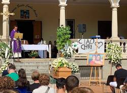 Arcisate - A Brenno i funerali di Christian Pallaro