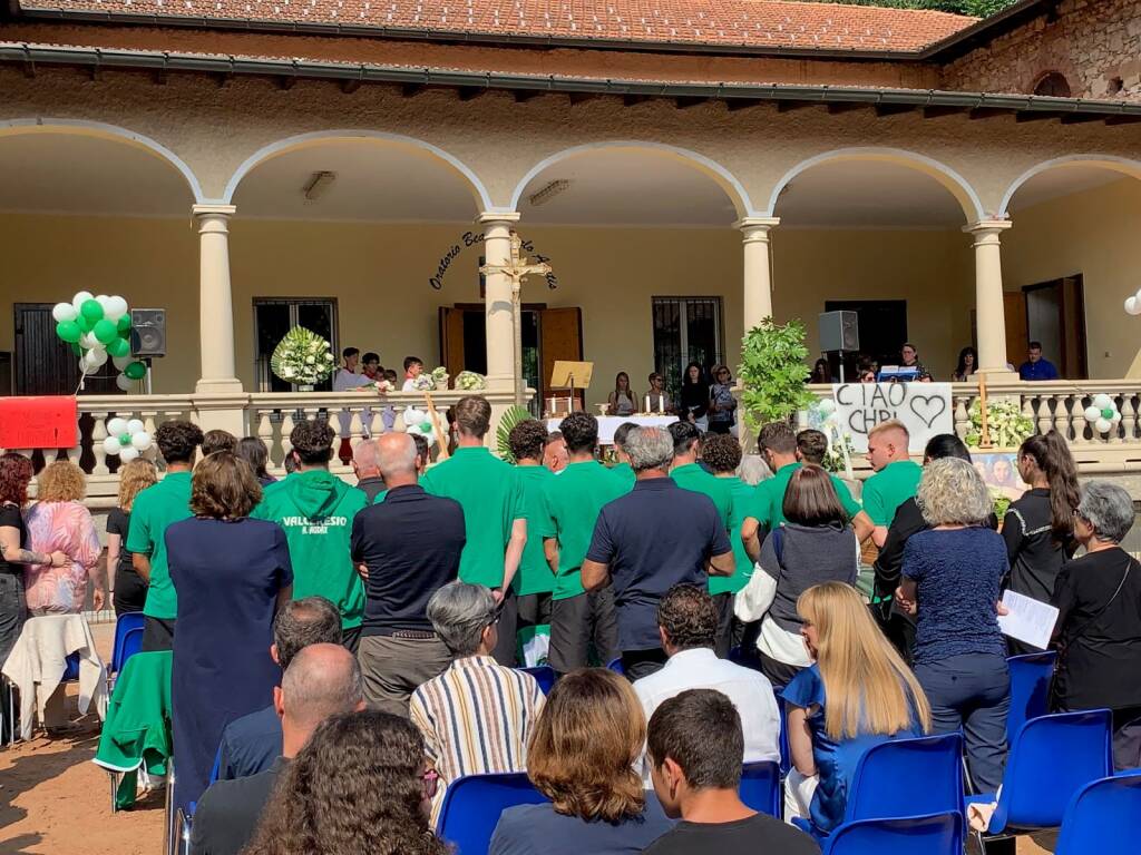 Arcisate - A Brenno i funerali di Christian Pallaro