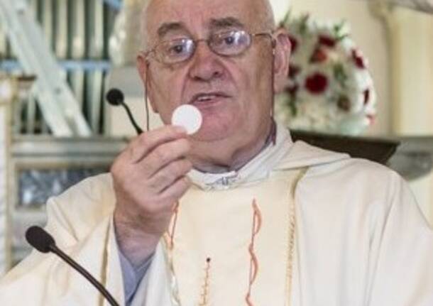 Tanti auguri Don Antonio per i suoi 60 anni di sacerdozio