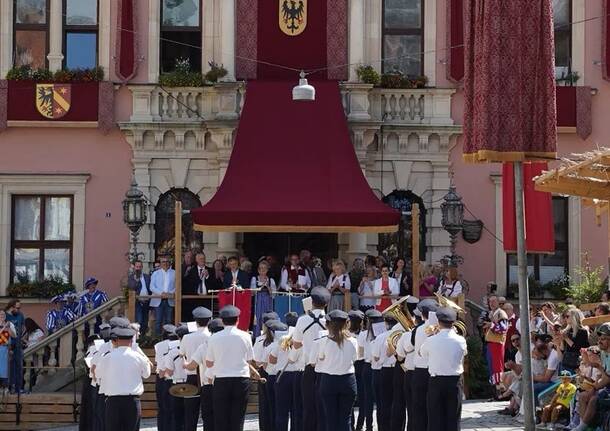 banda di busto garolfo alla Tänzelfest