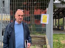 Bisuschio -  Protesta contro la chiusura del parcheggio della stazione